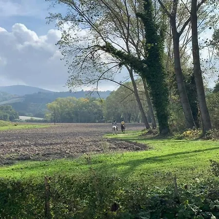 Alloggio per agriturismo La Sorgente *